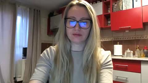 Melly online show from 02.03.26