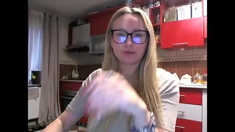 Melly online show from 03.31.26