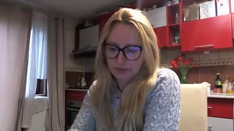 Melly online show from 04.21.26