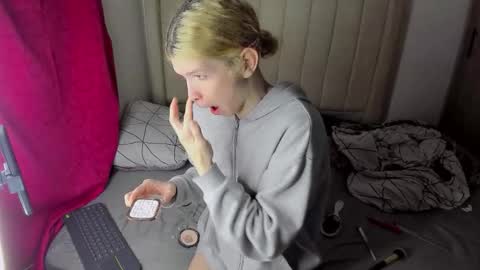 Melo online show from 10.20.25