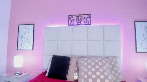 MELODDY PARKERR online show from 04.21.26