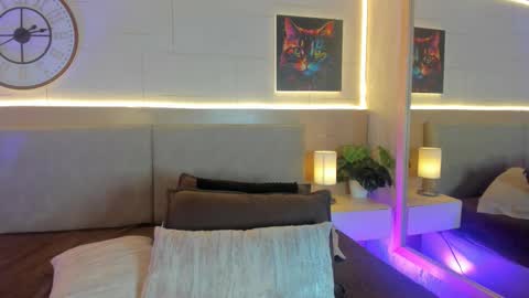 Melody online show from 10.26.25