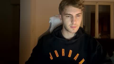 Snapshot of melodicass chatting on 01.03.25 Melodicass online show from 01.03.25