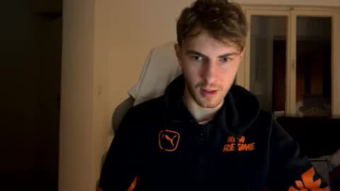 Snapshot of melodicass chatting on 01.08.25 Melodicass online show from 01.08.25