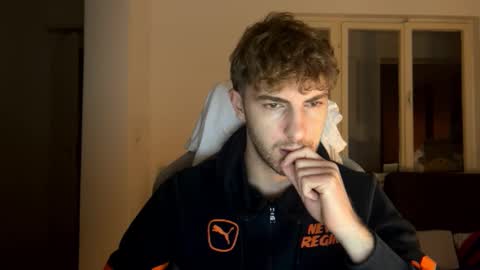 Snapshot of melodicass chatting on 01.09.25 Melodicass online show from 01.09.25