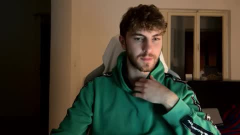 Snapshot of melodicass chatting on 01.25.25 Melodicass online show from 01.25.25