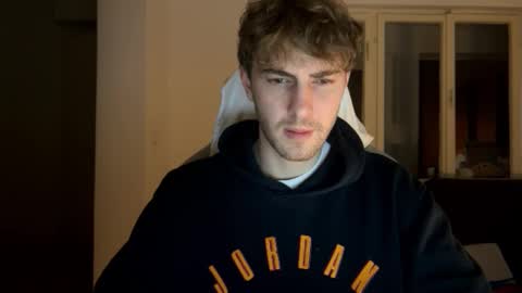 Snapshot of melodicass chatting on 02.07.25 Melodicass online show from 02.07.25