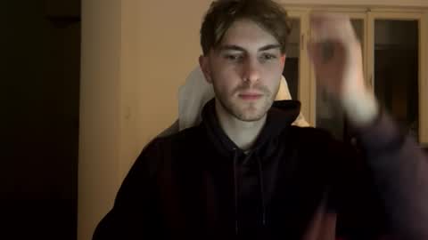 Snapshot of melodicass chatting on 02.08.25 Melodicass online show from 02.08.25