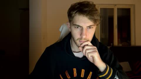 Snapshot of melodicass chatting on 02.12.25 Melodicass online show from 02.12.25