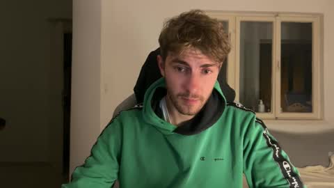 Snapshot of melodicass chatting on 10.21.25 Melodicass online show from 10.21.25