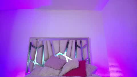    online show from 06.02.26