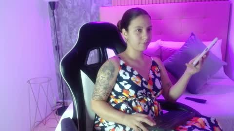 Melody online show from 09.25.25