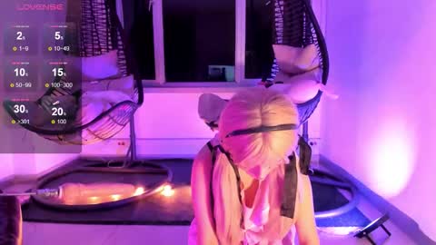 melody_chers online show from 10.16.25