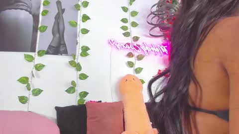 melody_evans_05 online show from 12.14.24