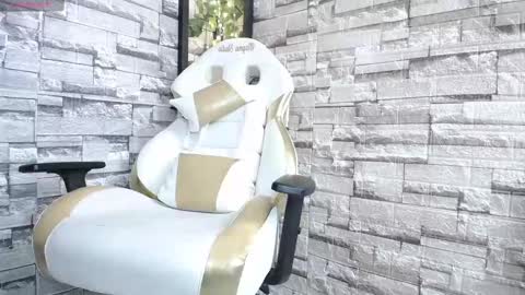 MELODY  HILS online show from 01.13.25