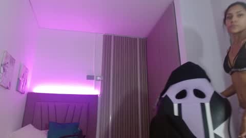 melody_mercy online show from 01.20.25