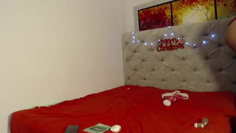 melody phillips online show from 12.13.24