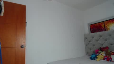 melody phillips online show from 01.11.25