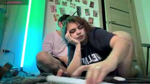 Snapshot of melody_song chatting on 11.02.25 melody_song online show from 11.02.25