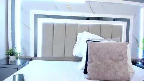 melodycharlotte online show from 10.31.25