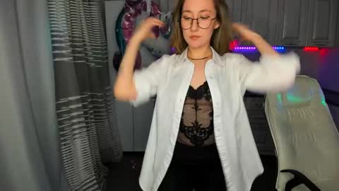 Kaylie online show from 02.07.25