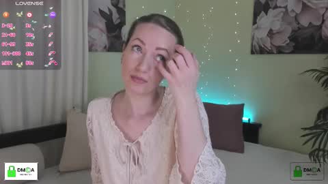 Snapshot of melodyys chatting on 02.08.26 Melody My schedule this week Wednesday Thursday Sunday online show from 02.08.26