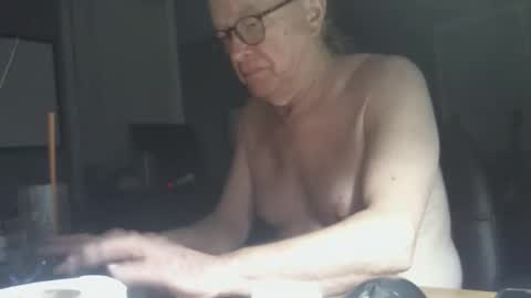 I am usually high and horny...lol online show from 01.10.25