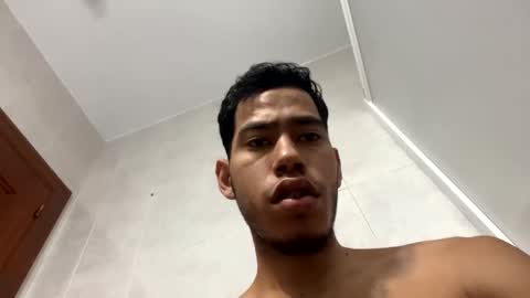 Snapshot of memolesta13 chatting on 01.17.25 memolesta13 online show from 01.17.25