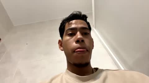 Snapshot of memolesta13 chatting on 01.29.25 memolesta13 online show from 01.29.25