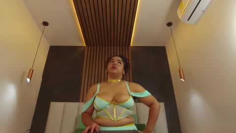  Memphis Williams  online show from 12.05.25