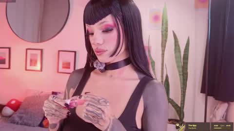 Mena  Help me reach 700 thumbs up online show from 10.27.25