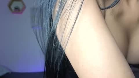 Menca of your love online show from 10.29.25