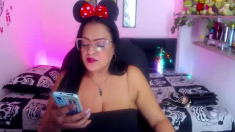 menfismuller online show from 10.31.25