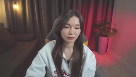 Snapshot of mentallymonika chatting on 02.19.26 Mony online show from 02.19.26