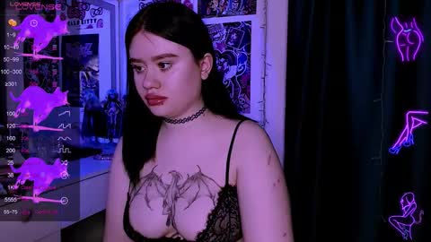 Snapshot of meow_marie chatting on 03.30.26 meow marie online show from 03.30.26