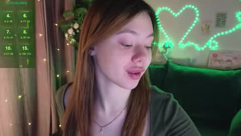 Snapshot of meow_mellie chatting on 10.03.25 meow_mellie online show from 10.03.25