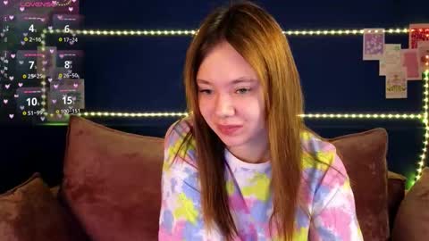 Snapshot of meow_mellie chatting on 10.20.25 meow_mellie online show from 10.20.25