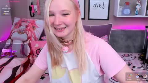 MeowkaKitty online show from 03.08.25