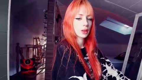 Snapshot of meowroslava chatting on 02.20.26 meowroslava online show from 02.20.26