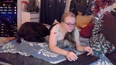 Mary  online show from 12.08.24