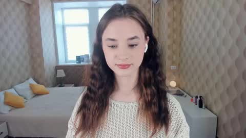 Snapshot of meoww_meows chatting on 10.04.25 Julie online show from 10.04.25