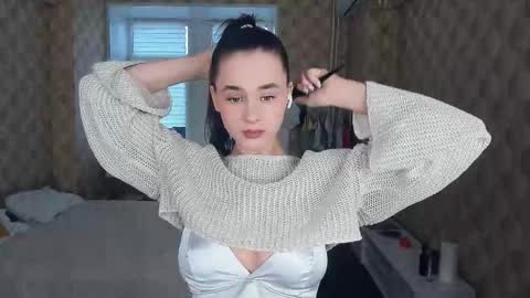 Snapshot of meoww_meows chatting on 10.19.25 Julie online show from 10.19.25