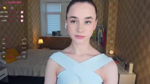 Snapshot of meoww_meows chatting on 10.31.25 Julie online show from 10.31.25