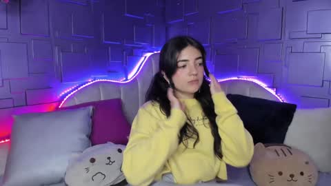    online show from 12.12.24