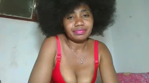 Snapshot of meraldaaaa chatting on 09.12.25 meraldaaaa online show from 09.12.25