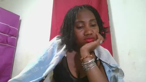 Snapshot of meraldaaaa chatting on 09.20.25 meraldaaaa online show from 09.20.25