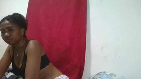 Snapshot of meraldaaaa chatting on 10.01.25 meraldaaaa online show from 10.01.25