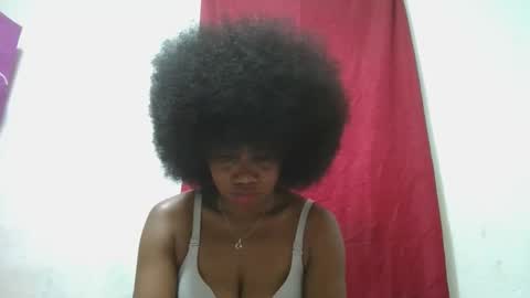 Snapshot of meraldaaaa chatting on 10.08.25 meraldaaaa online show from 10.08.25