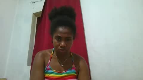 Snapshot of meraldaaaa chatting on 10.25.25 meraldaaaa online show from 10.25.25