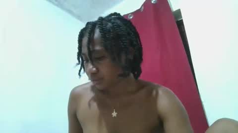 Snapshot of meraldaaaa chatting on 10.26.25 meraldaaaa online show from 10.26.25